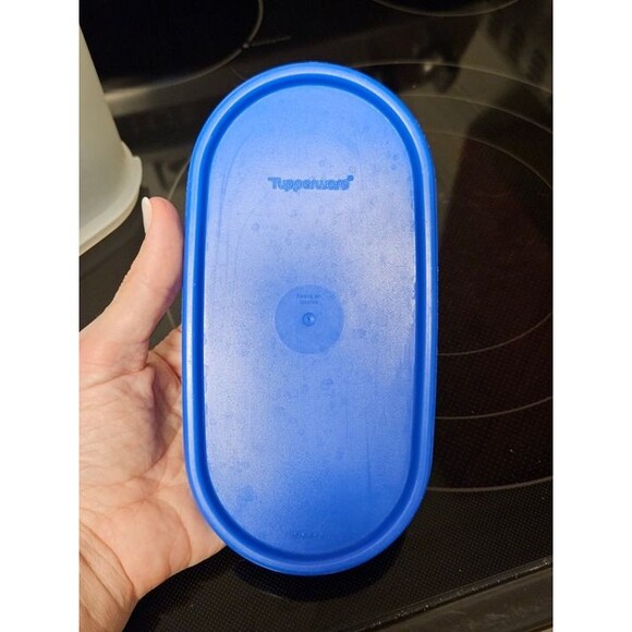 Vintage Tupperware Oval Modular Mates 4.5" 1612-1 With Blue Lid - Picture 7 of 8